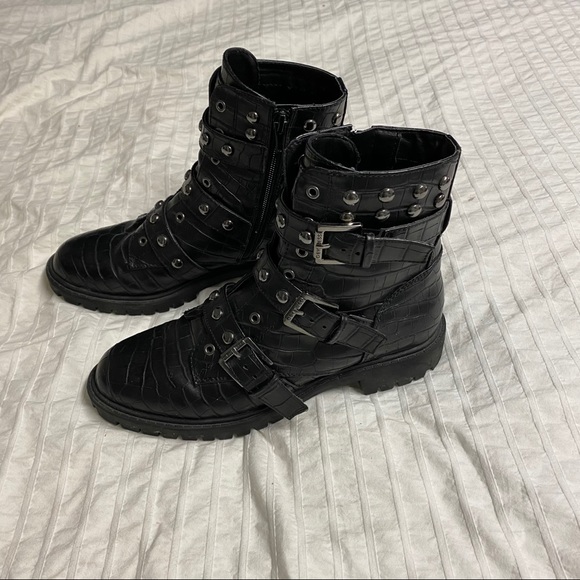 Guess Boots - Picture 2 of 3